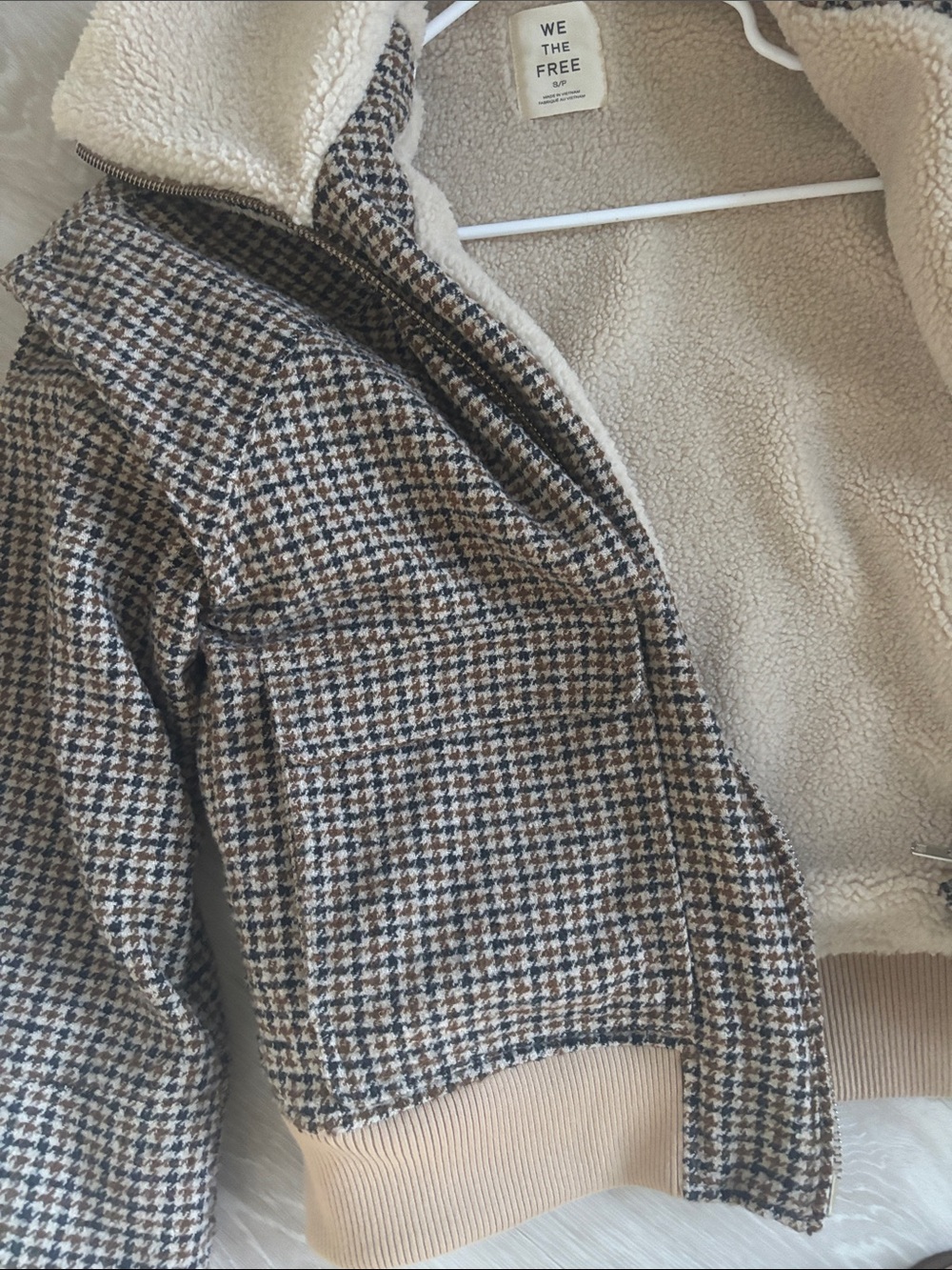 The Free People We The Free Spearmint Cozy Jacket embodies that perfect fusion - Picture 3 of 11